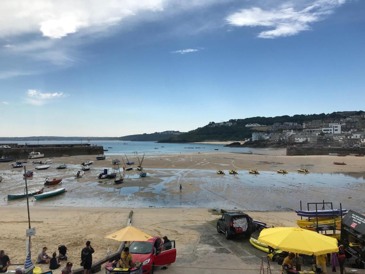 Modern Studio Apartment With Stunning Views! St Ives  Luaran gambar