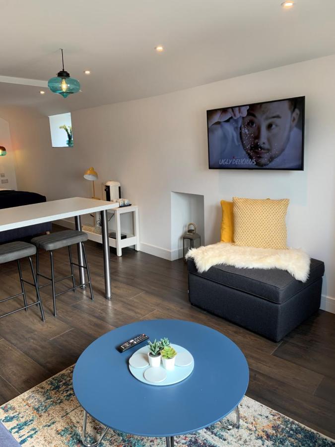 Modern Studio Apartment With Stunning Views! St Ives  Luaran gambar
